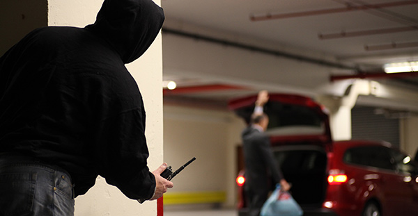 Cómo evitar ser víctima de un robo de coches con inhibidores